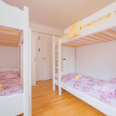Albergue Cheap Sleep Marinero (Adults Only) Hvar Town Exterior foto
