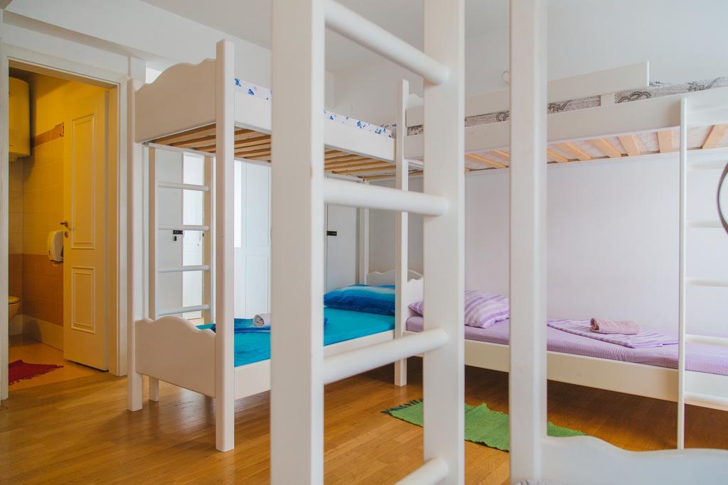 Albergue Cheap Sleep Marinero (Adults Only) Hvar Town Exterior foto