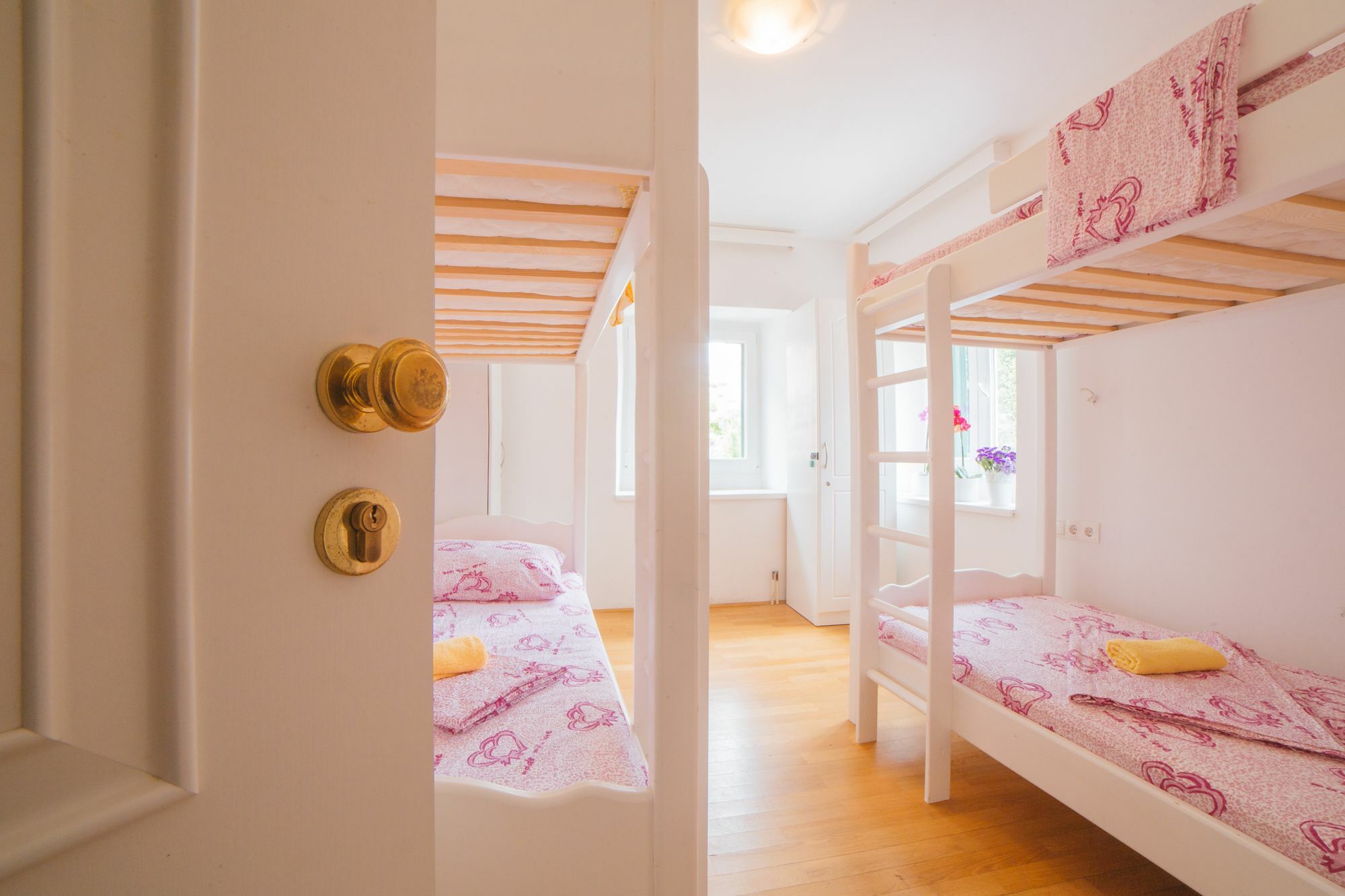 Albergue Cheap Sleep Marinero (Adults Only) Hvar Town Exterior foto