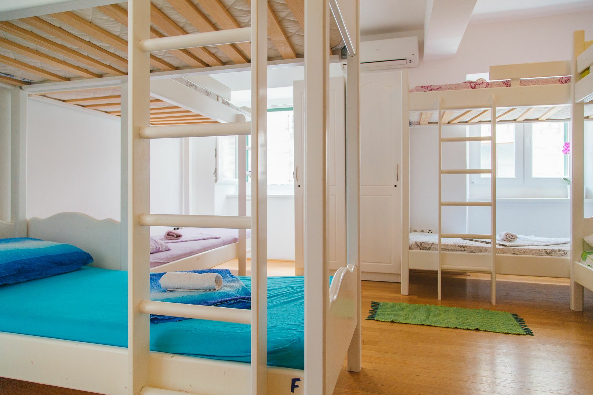 Albergue Cheap Sleep Marinero (Adults Only) Hvar Town Exterior foto