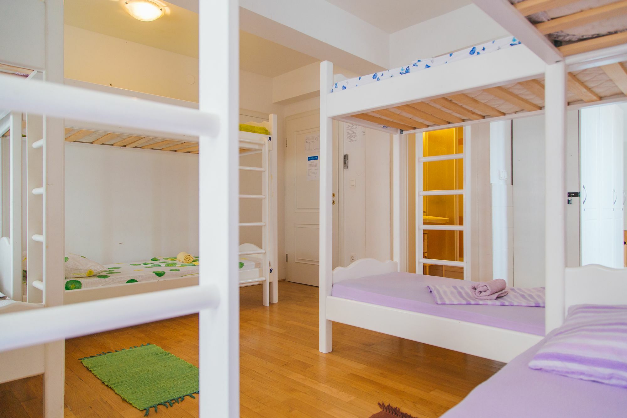 Albergue Cheap Sleep Marinero (Adults Only) Hvar Town Exterior foto